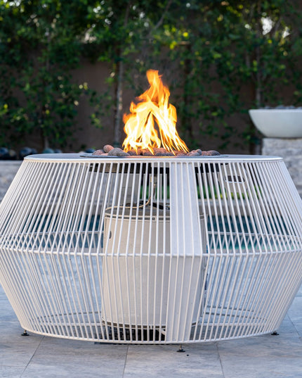 Cesto Fire Pit – Black & White Collection